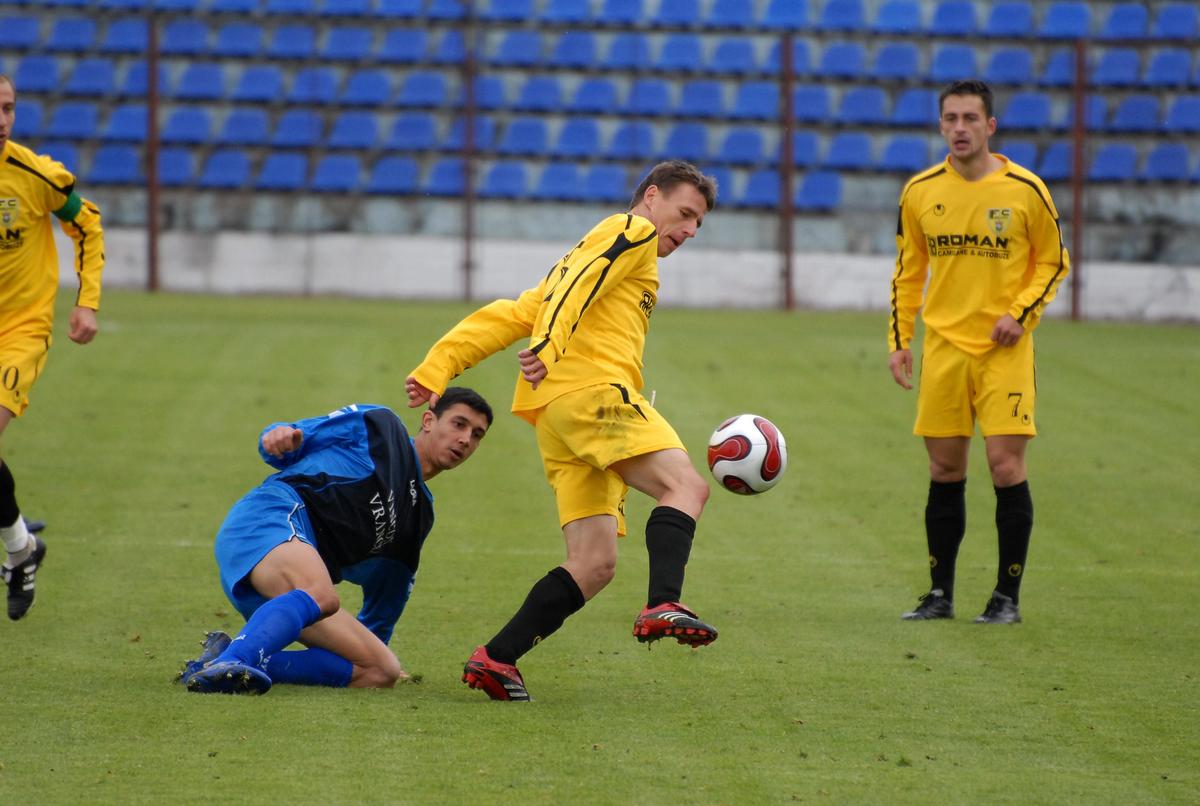 Adrian Senin