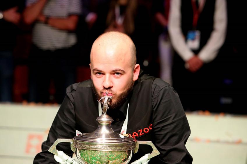 Luca Brecel e noul campion mondial la snooker, după ce l-a învins în finala de la Crucible pe Mark Selby, scor 18-15. Foto: Imago