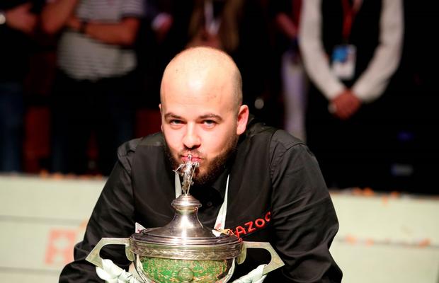 Luca Brecel e noul campion mondial la snooker! Belgianul a scris istorie la Crucible: „N-ar trebui să fie legal!”
