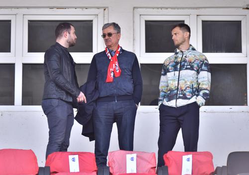 Firma Red&White 2022 Management, care deține 80,77% din acțiunile lui Dinamo, s-a transformat din societate cu răspundere limitată (SRL) în societate pe acțiuni (SA) și va funcționa ca un holding. Informația a fost publicată în Monitorul Oficial.