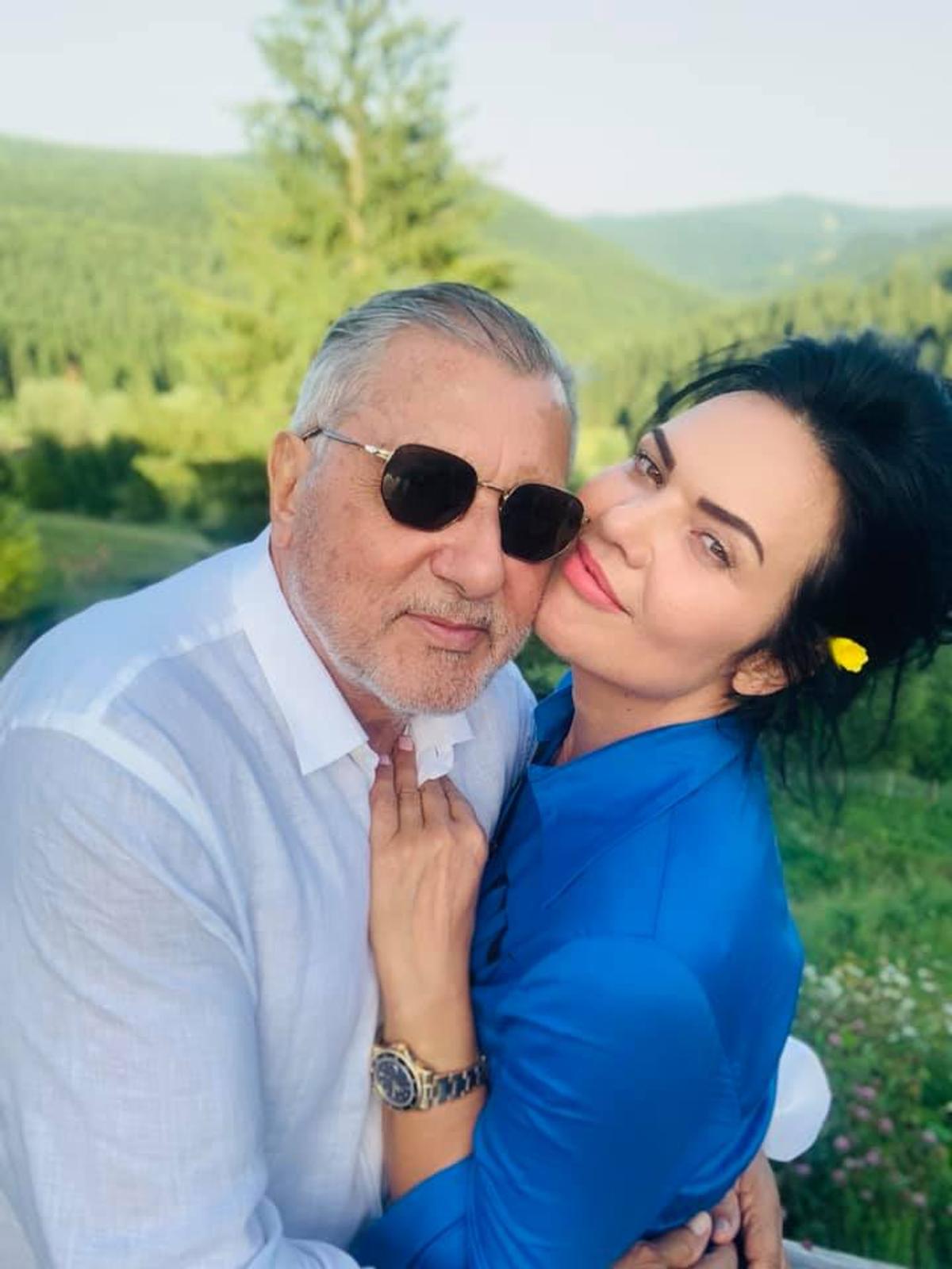 Cum își răsfață Ilie Năstase soția » „Cel mai frumos cadou pentru mine! Nu stau în casă fără”