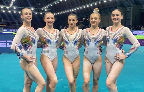 Componentele echipei feminine a României FOTO FRG