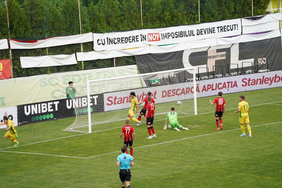LIGA 2. Pregătiți fiesta! Rezultatul neașteptat din CS Mioveni - Csikszereda îi aduce pe buzoieni la un punct de promovarea matematică în Superliga