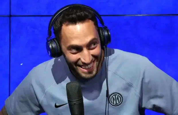 „L-ai făcut milionar pe Cercel” » Calhanoglu l-a sunat pe Elias Charalambous, după ce a viralizat maneaua de titlu