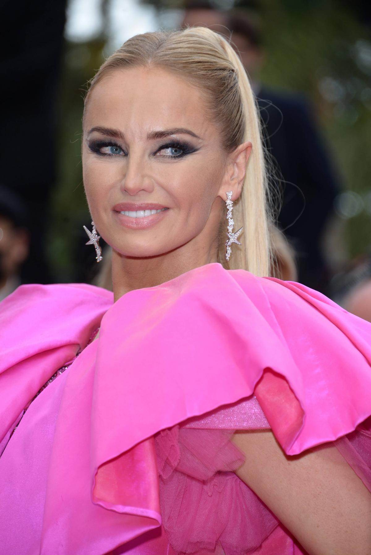 Adriana Karembeu, dezvăluiri tulburătoare în noua carte
