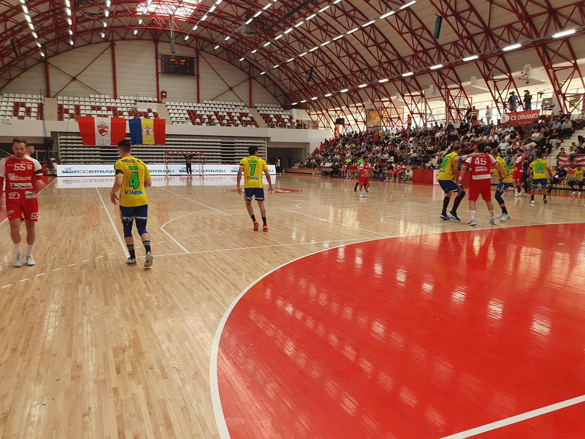 Dinamo - Potaissa Turda, meci de titlu pentru „dulăi”