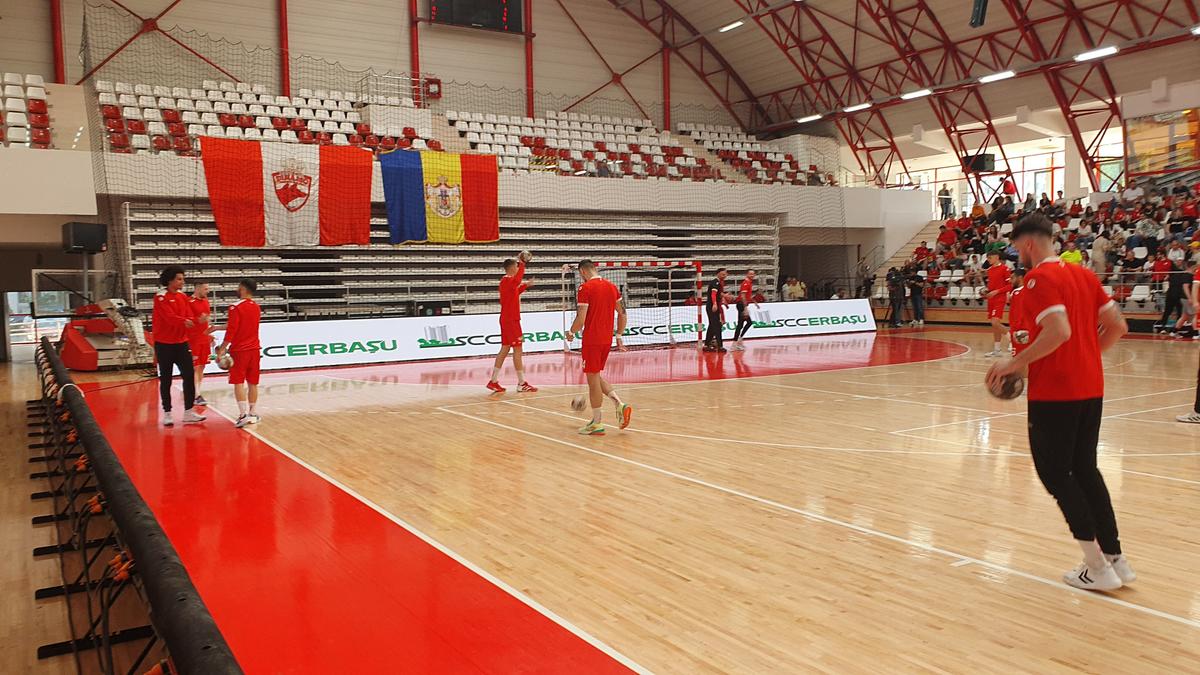 Dinamo - Potaissa Turda, meci de titlu pentru „dulăi”