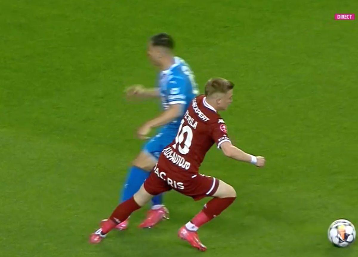 E sigur că Rapid trebuia să primească penalty în Bănie: „Neglijență a fundașului!”