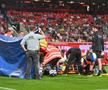 Portarul lui Heindenheim, Kevin Muller, inconștient după ciocnirea cu Ibrahima Sissoko în meciul cu Bochum / Foto: Imago