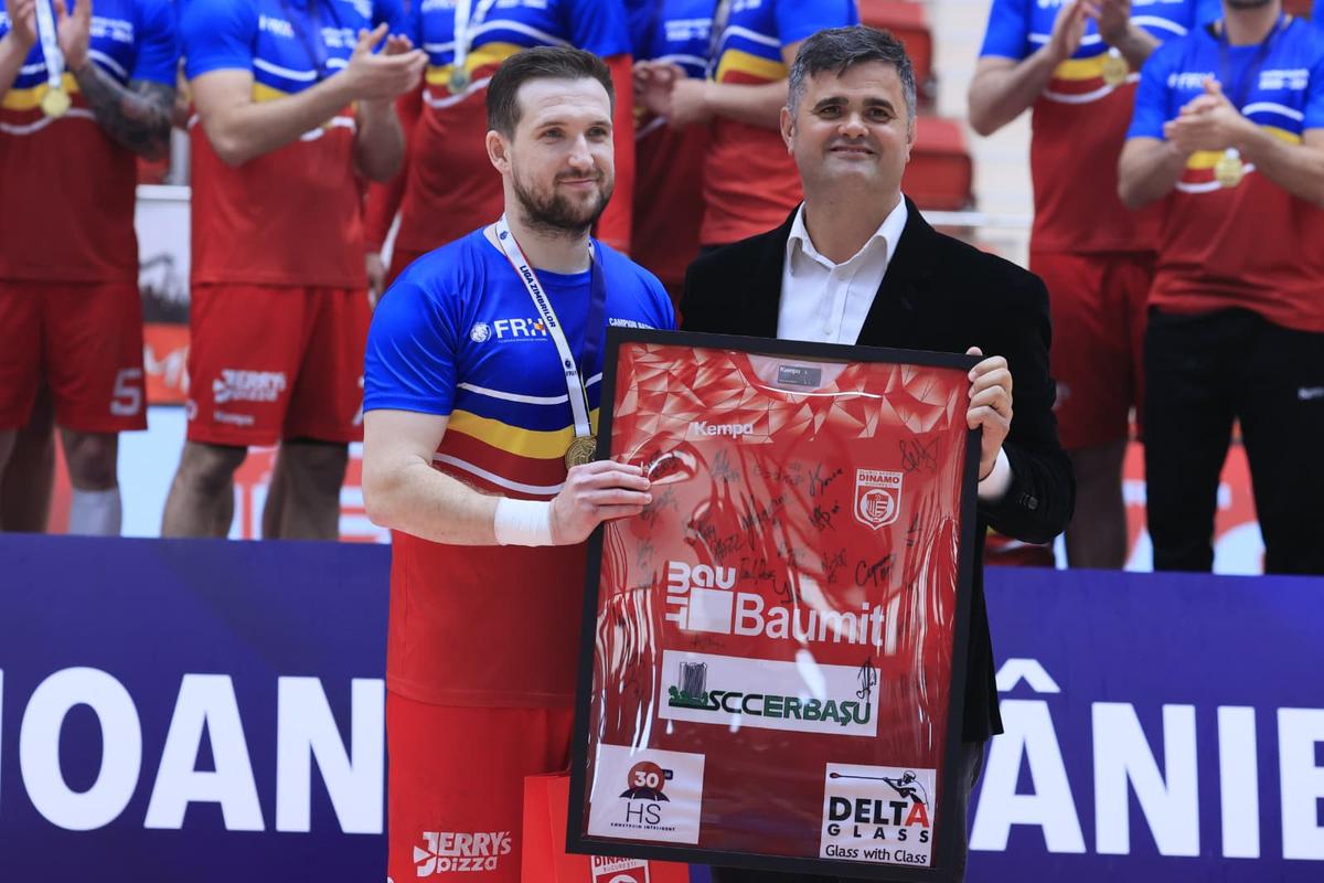CS Dinamo, de neoprit! A cucerit din nou titlul de campioană la handbal masculin » Și-a zdrobit azi rivala de pe locul 2