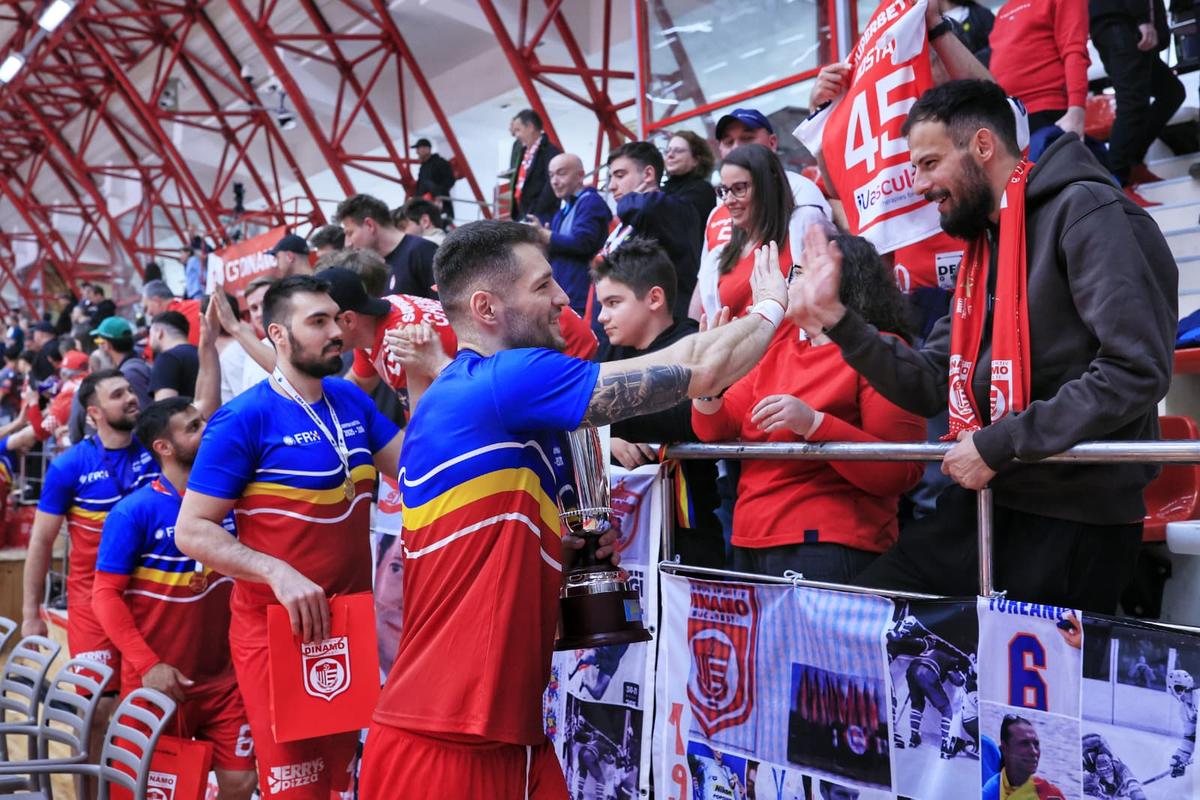 Dinamo, din nou campioană la handbal