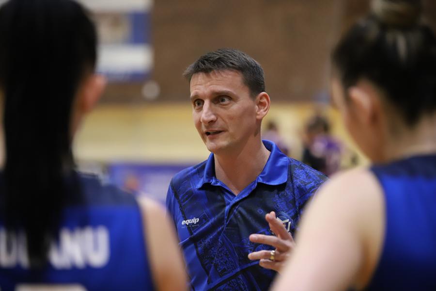 Florin Voinea la un time-out Nucleu tricolor de la CS Medgidia » Florin Voinea: „Și pentru mine a fost o surpriză că am avut atâtea convocate”