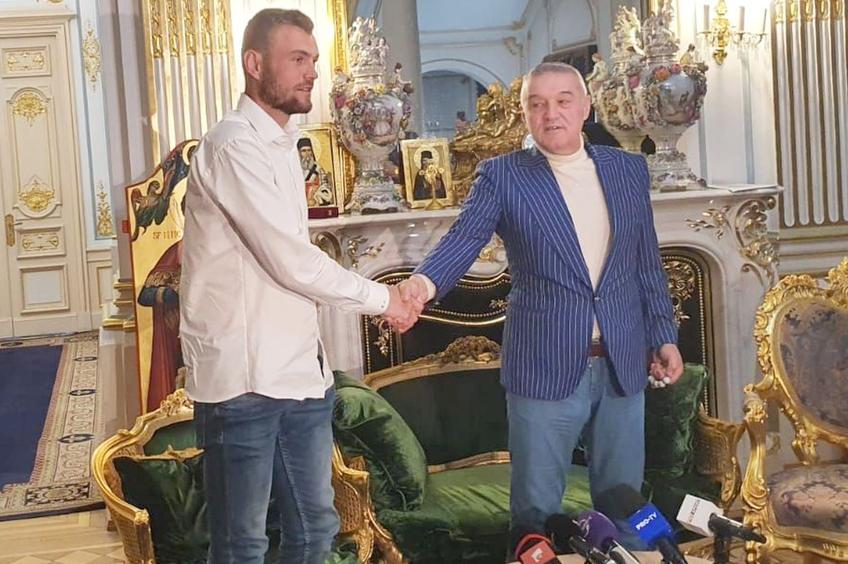 Gigi Becali l-a prezentat pe Alexandru Crețu
