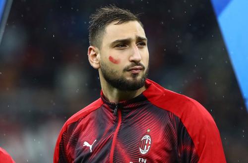Gianluigi Donnarumma (22 de ani, portar) ar fi la un pas de PSG. Italianul nu mai dorește să continue la AC Milan.
