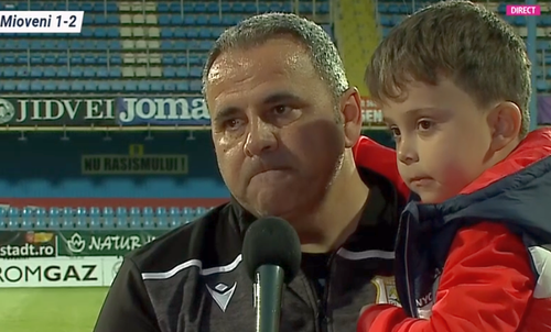 Alexandru Pelici, alături de copilul său