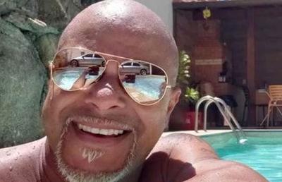 Wesley a rememorat amuzat ziua în care presa din Arabia Saudită l-a declarat mort: „Am vorbit cu soția: «Uite, am murit!»”