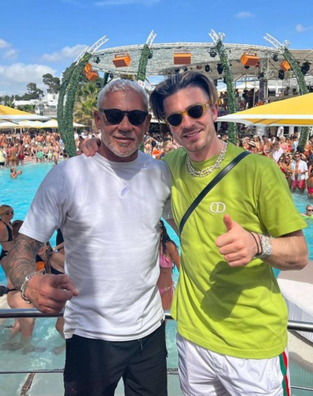 Fratele lui Gary Lineker conduce locul unde starurile fotbalului mondial își fac de cap! Cum l-au surprins pe Grealish