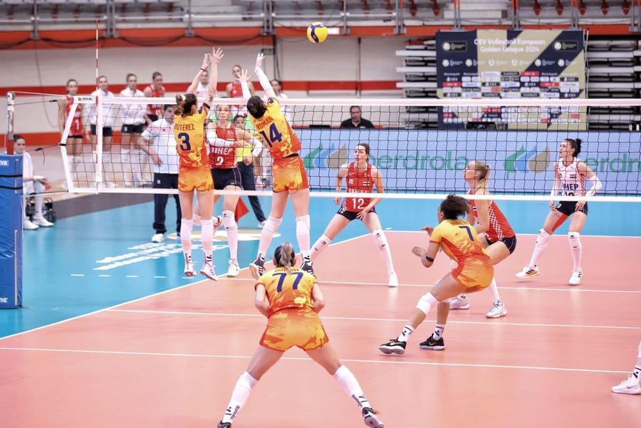 Naționala feminină de volei a României s-a calificat în Final Four-ul Golden League