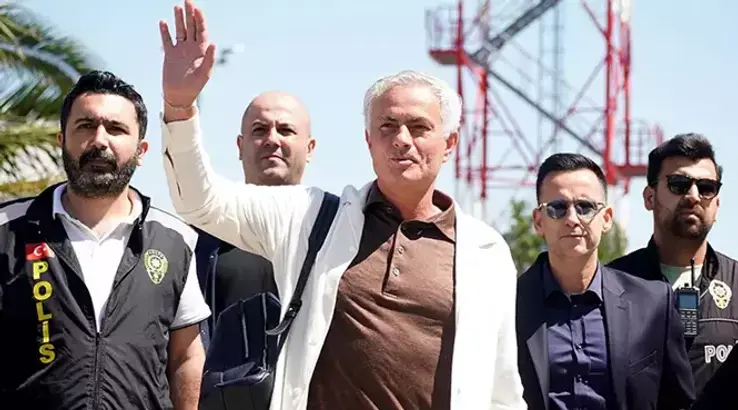 Sosirea lui Mourinho la Istanbul / foto: Instagram Fenerbahce