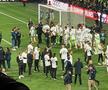 Fotbaliștii de la Real Madrid s-au bucurat pe teren alături de familie și suporteri. Foto: GSP.ro