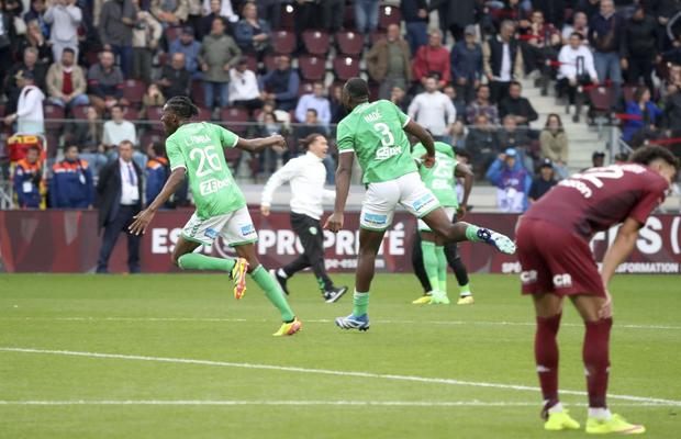 Dramă în prelungiri pentru Boloni! Metz a avut 2-0 cu om în minus: incredibil cât s-a terminat barajul pentru Ligue 1