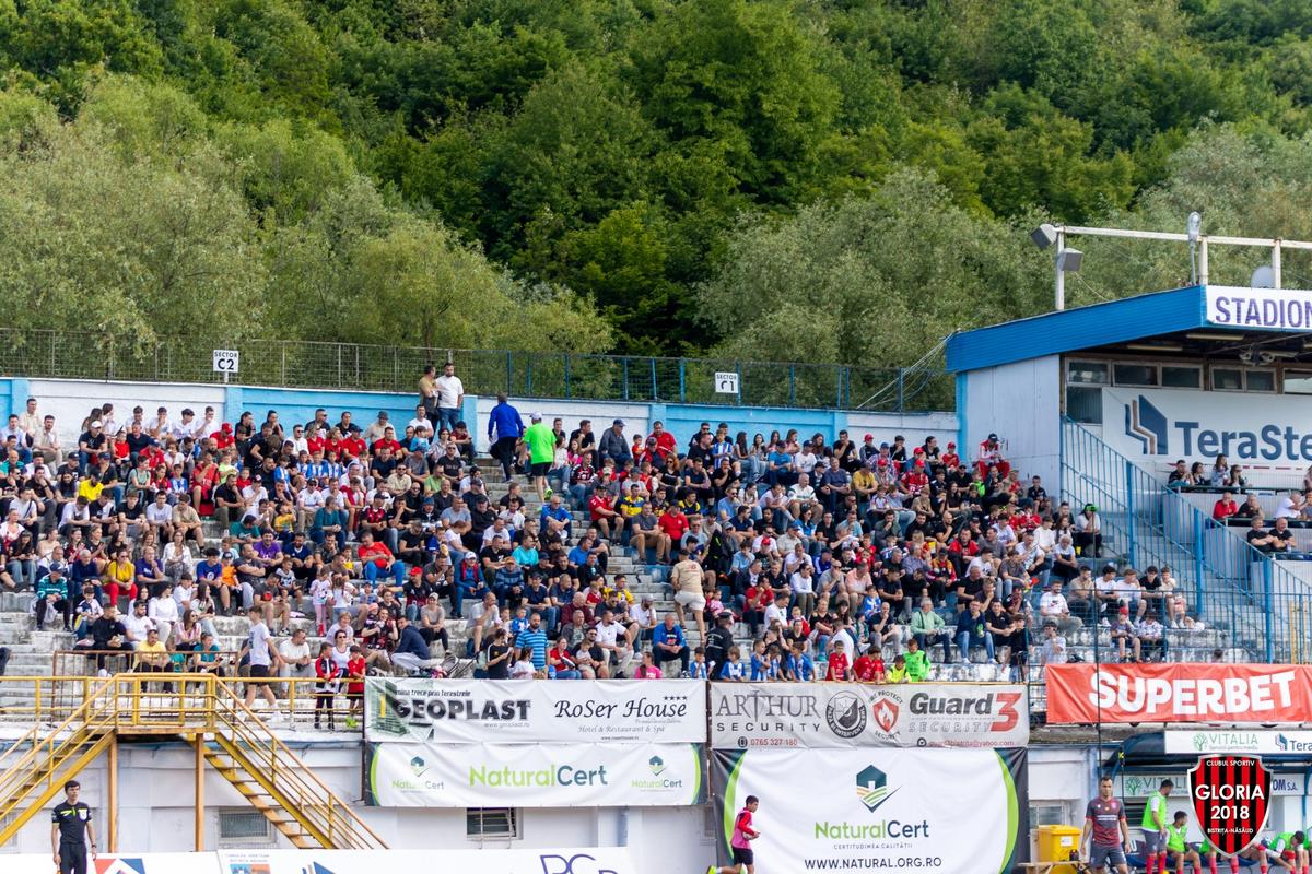 Peste 10.000 de spectatori în tribune la Gloria Bistrița - Râmnicu Vâlcea
