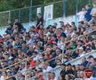 Imaginile ignorate din week-end »10.000 de oameni în tribune la meciul netelevizat din România