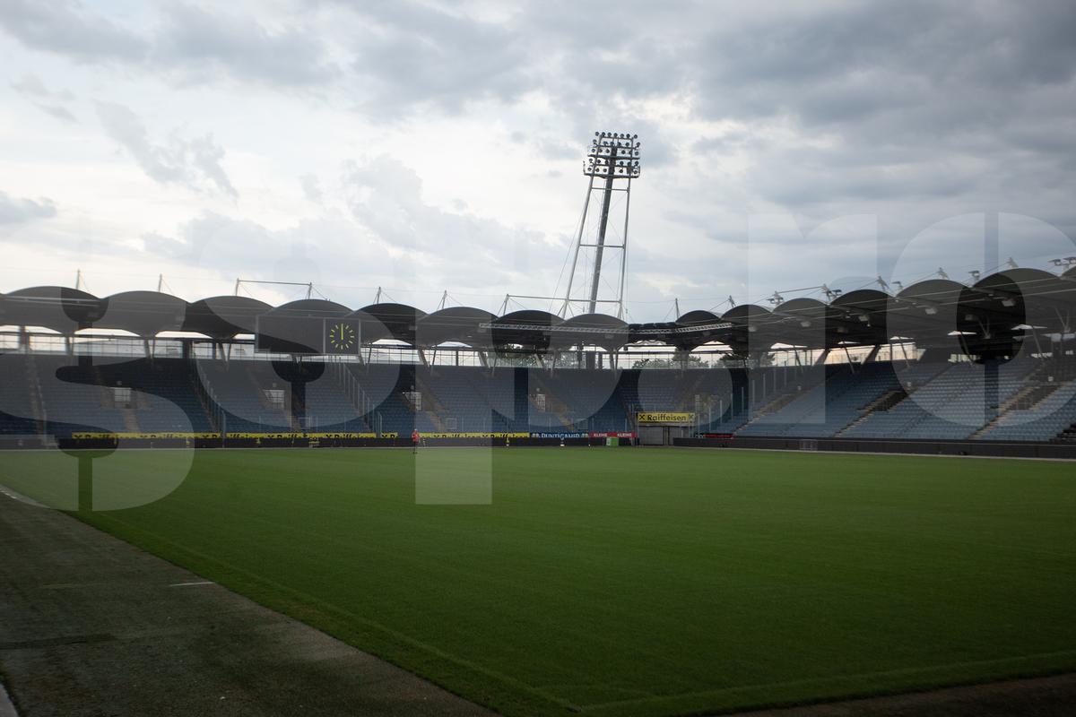 S-a schimbat România, s-a schimbat lumea! Am intrat pe ultimul stadion pe care Dinamo a câștigat „afară" în grupele cupelor europene » Incredibil cum arată peluza!