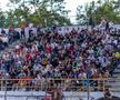 Imaginile ignorate din week-end »10.000 de oameni în tribune la meciul netelevizat din România
