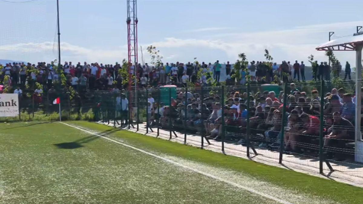 Peste 10.000 de spectatori în tribune la Gloria Bistrița - Râmnicu Vâlcea