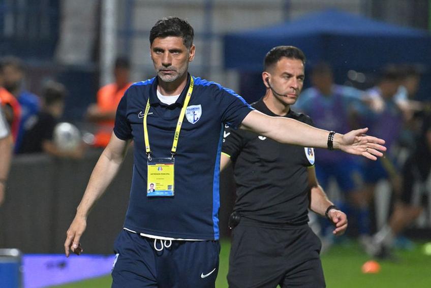 Florin Pîrvu, antrenorul lui Voluntari. © FOTO:Razvan Pasarica/SPORT PICTURES