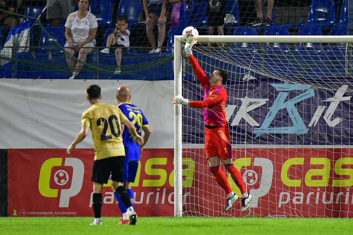 Dramatism total în Unirea Slobozia - FC Voluntari, returul barajului din Superliga » S-au salvat la loviturile de departajare
