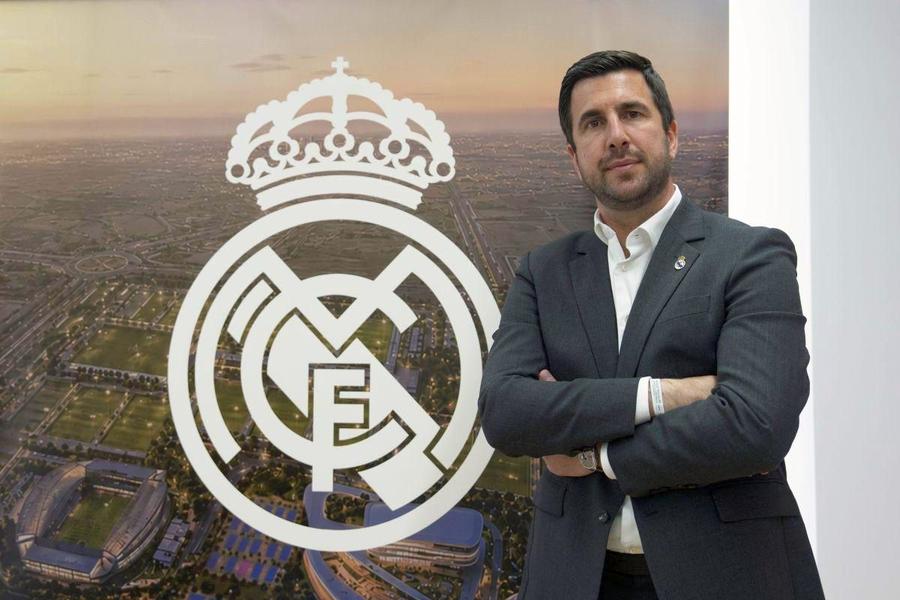 Enrique Riquelme, candidat la președinția lui Real Madrid / Foto: Imago Farsă de proporții pentru Florentino Perez » Președintele Realului s-a trezit cu cel mai mare dușman în lojă la derby-ul Madridului