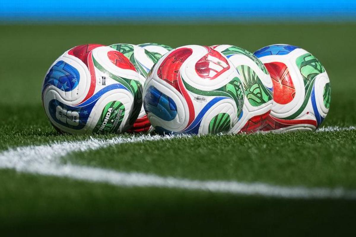 Cupa Mondială de fotbal se va juca cu o minge unică » Tehnologie nemaivăzută în fotbal