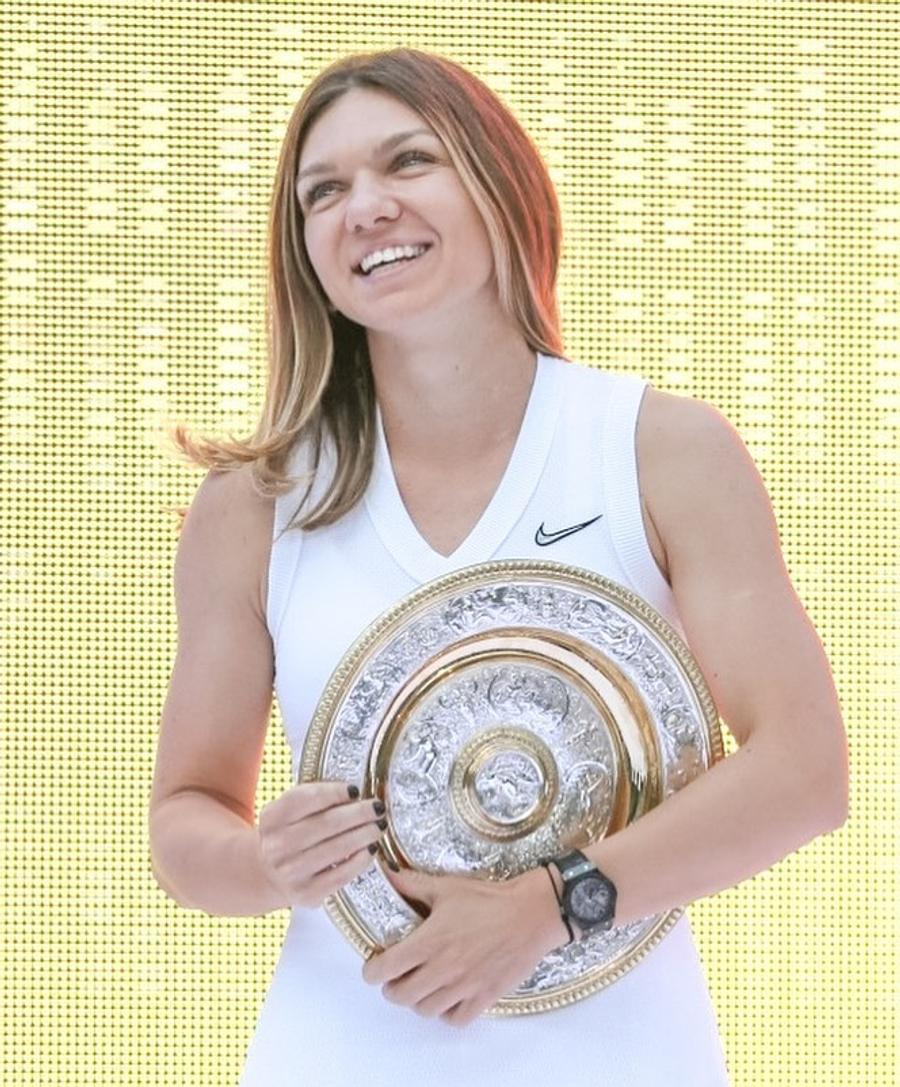 Simona Halep, purtând unul dintre ceasurile Hublot // foto: Instagram @ simonahalep Panică pentru Simona Halep » Jucătoarea de tenis, aproape de o pagubă de 80.000 euro!