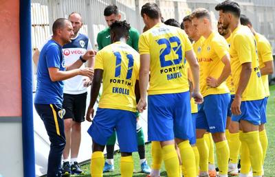Focar de coronavirus în Liga 2: un arbitru + 6 oameni de la Petrolul » Meciul cu UTA, amânat. Comunicatul FRF