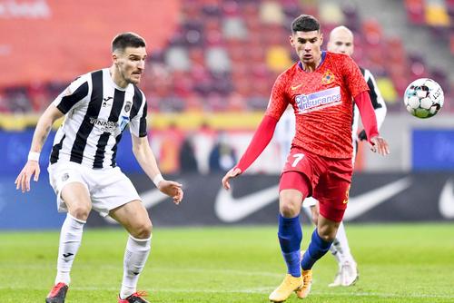 Fundașul central Daniel Graovac (stânga), ultima dată la Astra Giurgiu, a fost prezentat oficial de CFR Cluj.