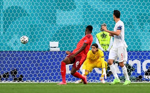 La Euro 2020 s-au consemnat nu mai puțin de 10 autogoluri. Procedeul intră în istoria Europenelor!