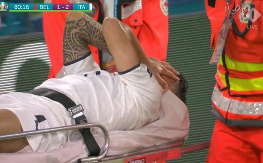 EURO 2020. În minutul 77 al meciului Belgia - Italia, 1-2, Leonardo Spinazzola (28 de ani, fundaș stânga) a părăsit terenul pe targă, în lacrimi.