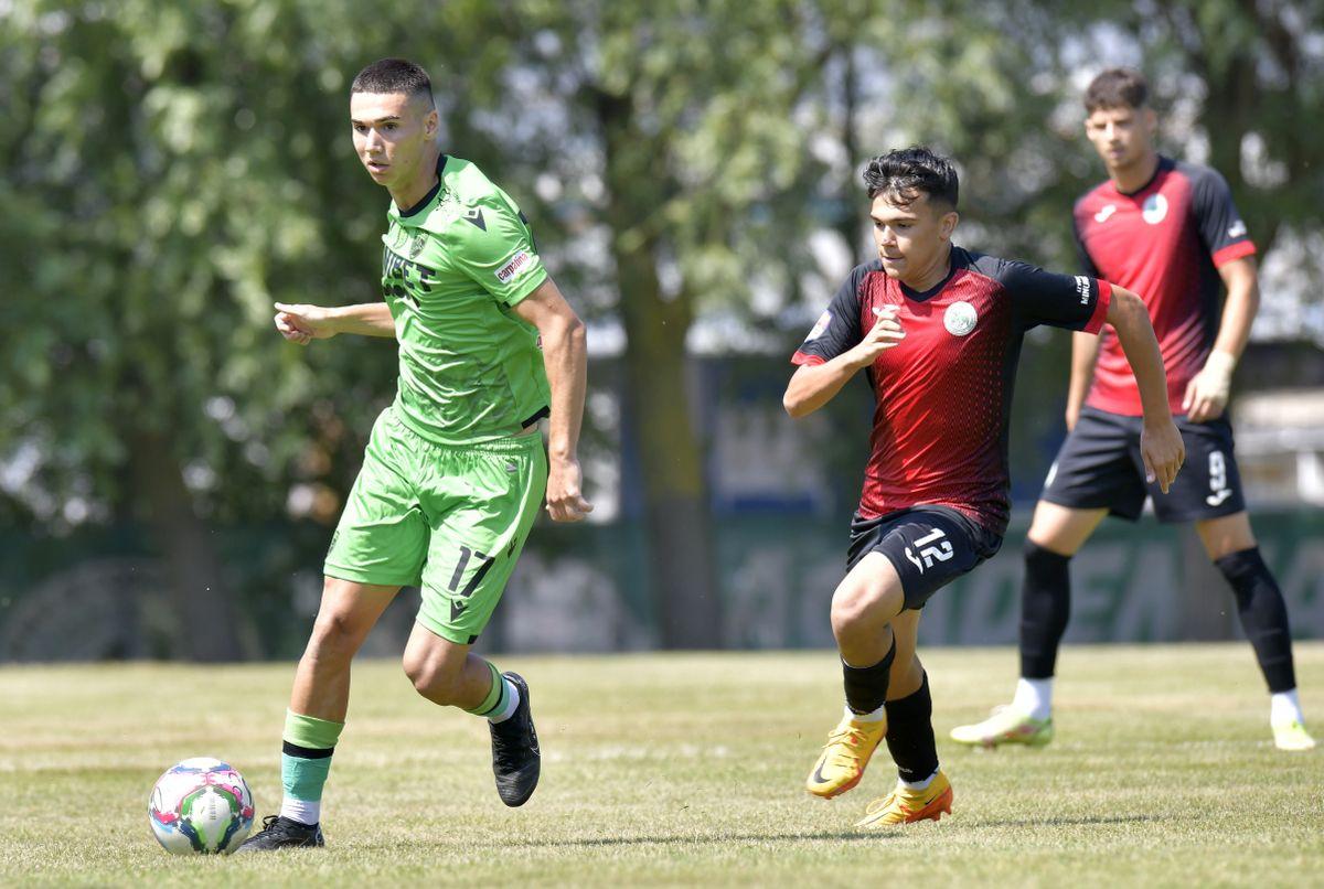 E gata să semneze cu Dinamo, dar e categoric: „Dacă e foarte rău, ridic mâna și plec acasă”