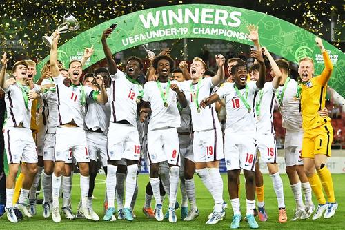 Anglia a câștigat Europeanul U19 // foto: Twitter @ England