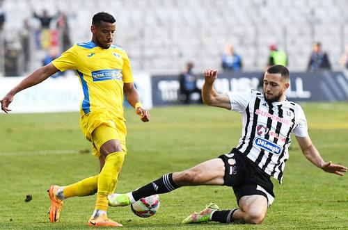 Petrolul și U Cluj sunt două dintre nou-promovatele în Liga 1 // foto: Imago Images
