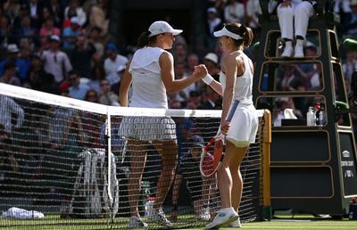 Surpriza anului în tenisul mondial: Iga Swiatek, învinsă după 37 de victorii consecutive! Halep, noua mare favorită de la Wimbledon