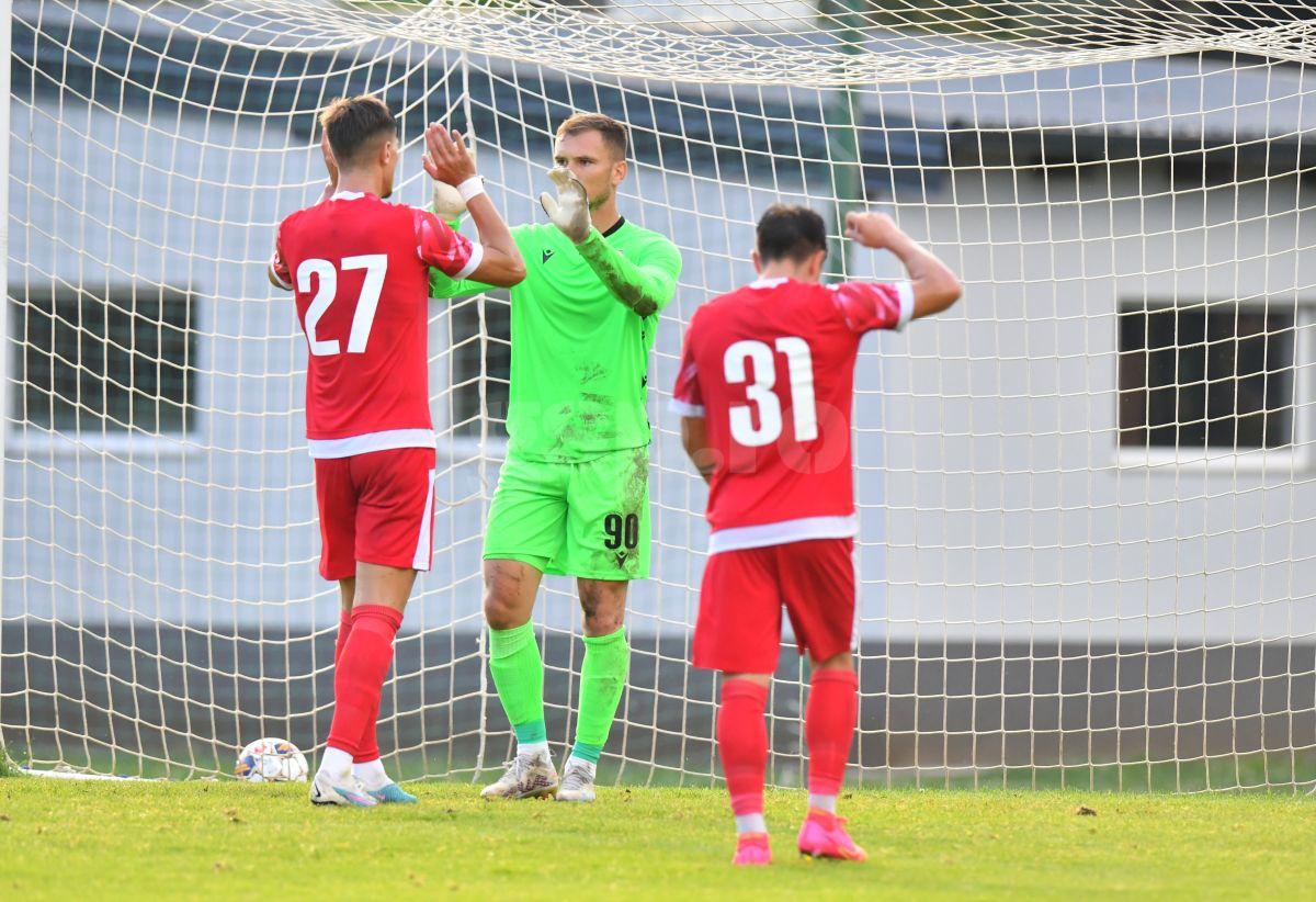Ovidiu Burcă n-a ratat niciun subiect, după amicalul pierdut de Dinamo cu Zalaegerszeg » Următoarele mutări în mercato + marele câștig