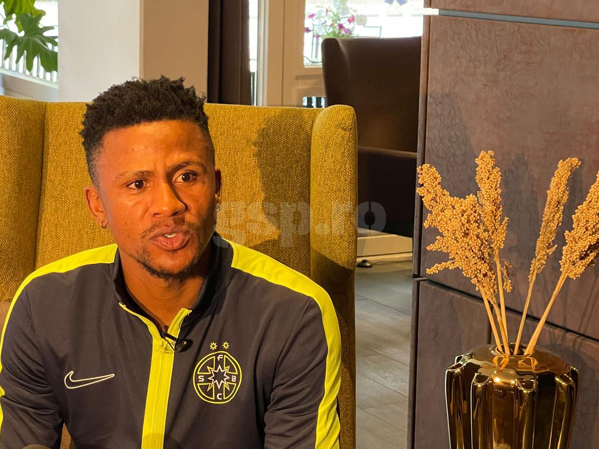 Siyabonga Ngezana, prezentat oficial la FCSB » Primele declarații: „Sunt fericit, e o provocare imensă pentru mine” + Ce ofertă a refuzat pentru a veni în România