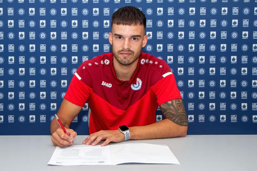 Joao Serrao a semnat cu Oțelul Galați. Foto: ascotelul.ro Oțelul Galați a anunțat transferurile a doi fotbaliști portughezi