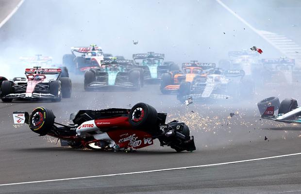 Accidentul fatal de sâmbătă le-a dat fiori piloților din Formula 1: „În curând ne vom juca din nou cu focul”