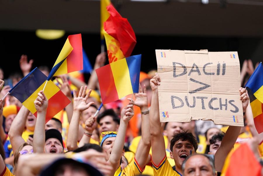 Poveste despre zid, adidași și mândrie
