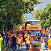 Suporterii batavi înainte de România - Olanda