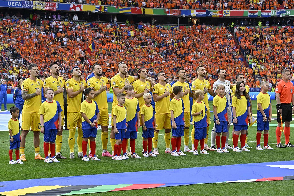 Piele de găină! Atmosferă senzațională creată de fanii „tricolorilor” » Momentul intonării imnului României a zguduit Munchenul